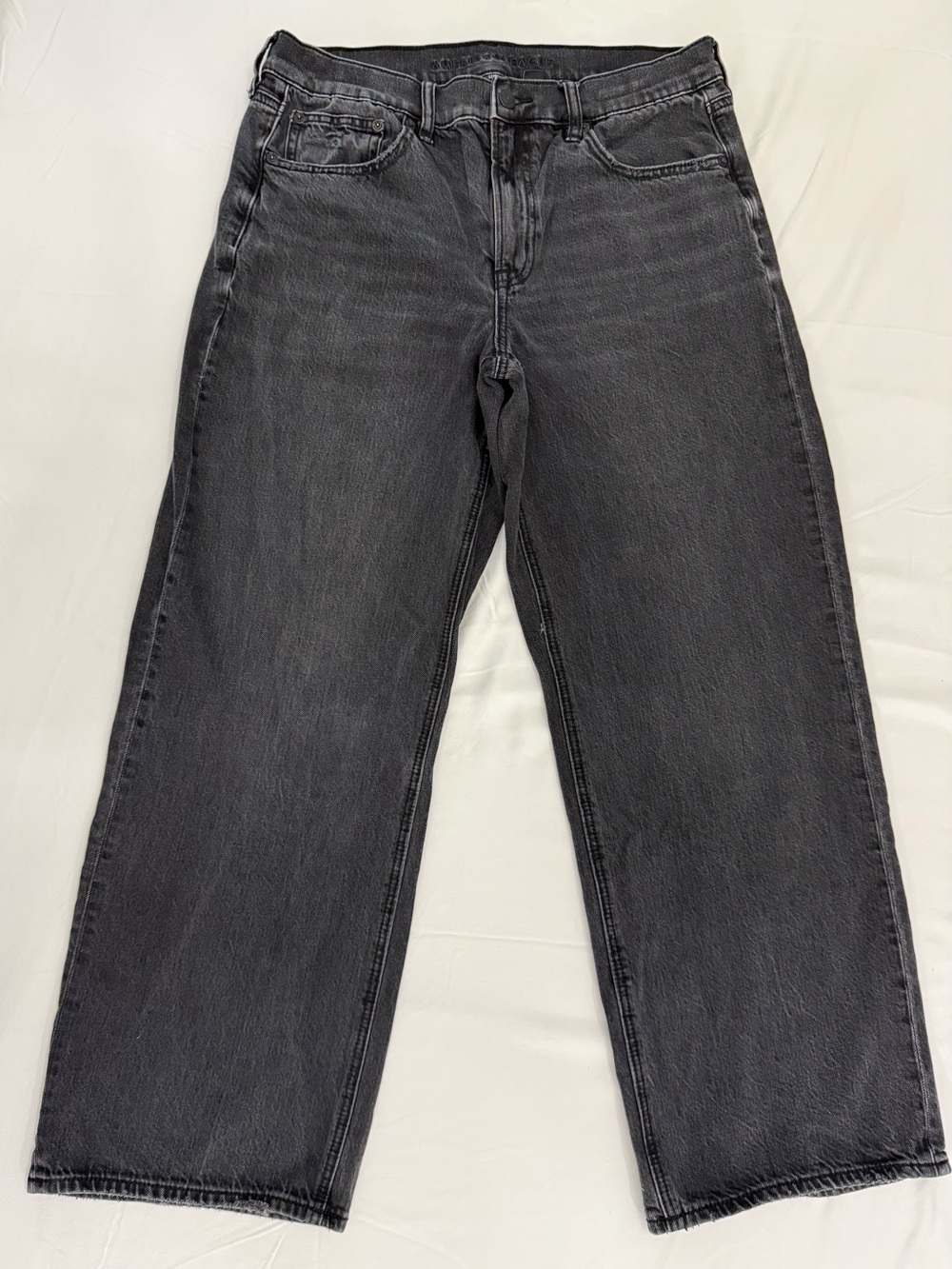 American Eagle Strigid High-Waisted Stovepipe Jeans Black Size 6 Short